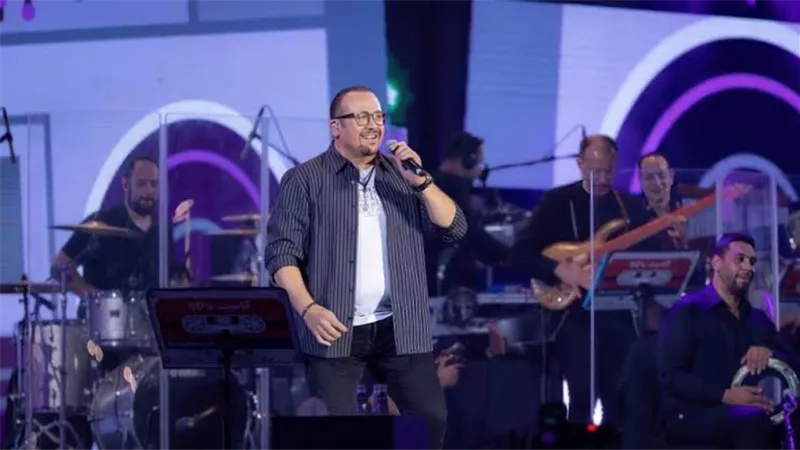 هشام عباس يُحيي حفل غنائي ثاني أيام عيد الأضحى على مسرح البالون
