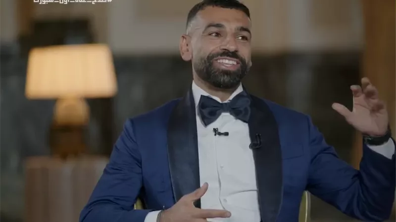 محمد صلاح: هذا الموسم الأمتع لي في ليفربول.. وسعادتي بجائزة رابطة الكتاب أكبر هذه المرة