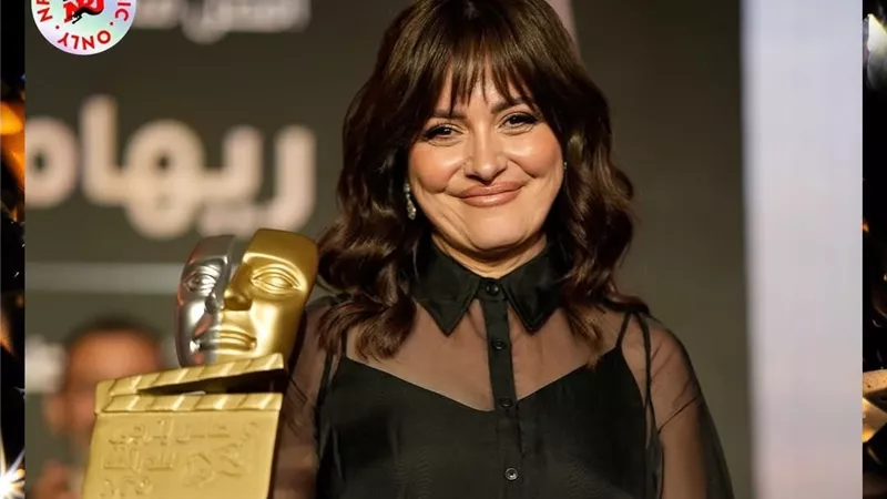 النجوم يتألقون في حفل “كأس إنرجي للدراما”: إشادة بجودة أعمال رمضان 2025، واحتفاء بعادل إمام، وتكريم للراحل سليمان عيد