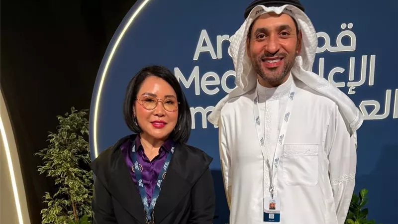هونغ شيانغ تشي تدخل الصين ساحة الإنتاج العربي في قمة الإعلام بدبي وتدخل ساحة الإنتاج المصري قريبا 