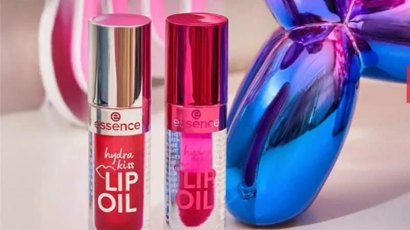 Hydra Kiss Lip Oil من essence.. السر الجديد لتوهج شفاهك هذا الصيف