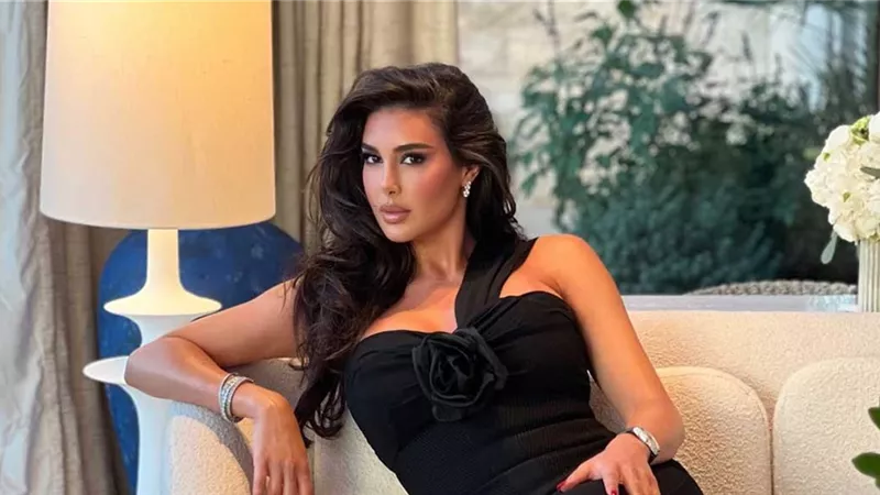 ياسمين صبري: لا أنافس أحد وأبحث عن التنوع في أعمالي.. و