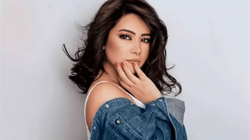 احصائية : شيرين الأولى في المطربين على يوتيوب رغم غيابها