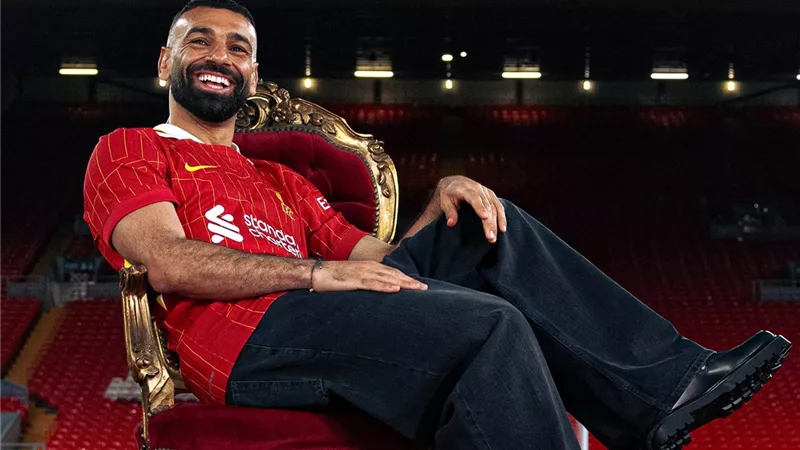 رباب شقيقة محمد صلاح تحتفل بعيد ميلاده الـ33.. ماذا قالت؟