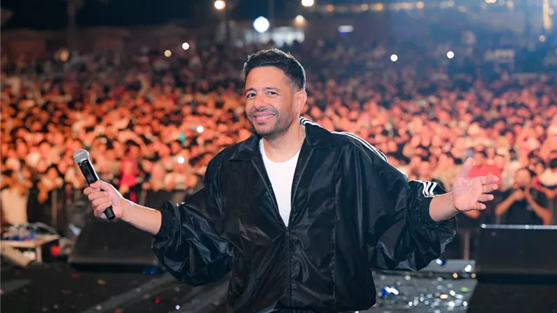 بالصور  .. حماقي يتألق بأضخم حفلات عيد الأضحى  ويستعد ل 
