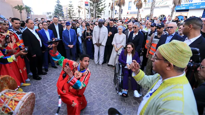 فيديو.. استعراضات مبهرة في افتتاح مهرجان كناوة للموسيقى في المغرب 