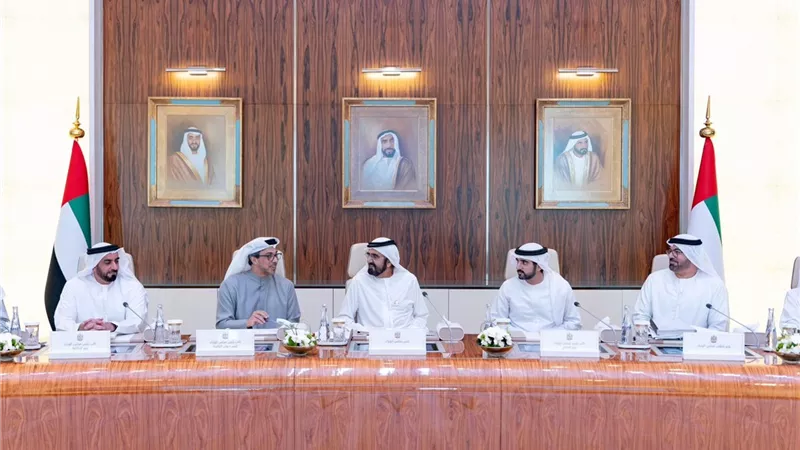 الإمارات نموذج للتنمية الشاملة: تنافسية اقتصادية وريادة رقمية وتنمية متوازنة