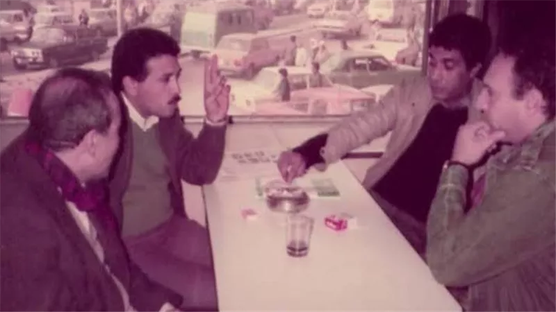 في ذكرى رحيل عاطف الطيب.. السينما لا تنسى صاحب البصمة الواقعية 