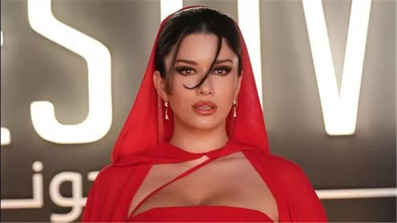 سينتيا خليفة تنضم لابطال مسلسل ابن النادي لأحمد فهمي 