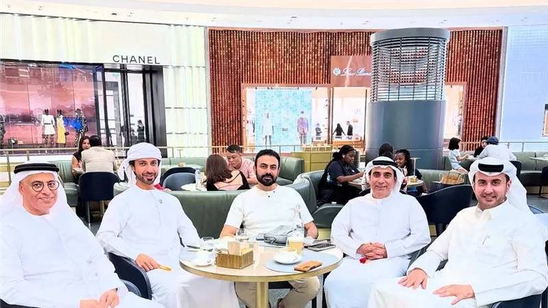 محمد كريم من كاليفورنيا إلى دبي