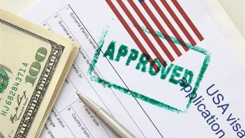 صدق أو لا تصدق.. آراءك على فيسبوك قد تؤثر على جواز سفرك في المستقبل 