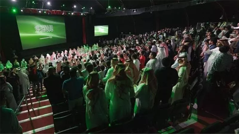 ٢٤ مليون ريال حصيلة ايرادات السينما في السعودية في يونيو فقط