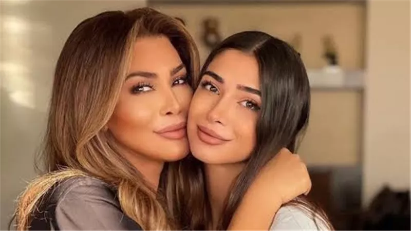 خاص.. تيا ابنة نوال الزغبي تكشف كواليس أول فستان تصممه لوالدتها
