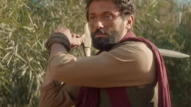 ابنة كريم محمود عبدالعزيز  تقوده إلى العرش في الحلقة الأخيرة من 