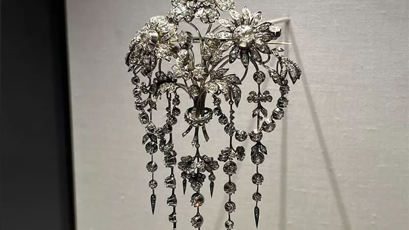 “Jewels by Nature”: شوميه تحتفي بجمال الطبيعة في أسبوع الهوت كوتور 