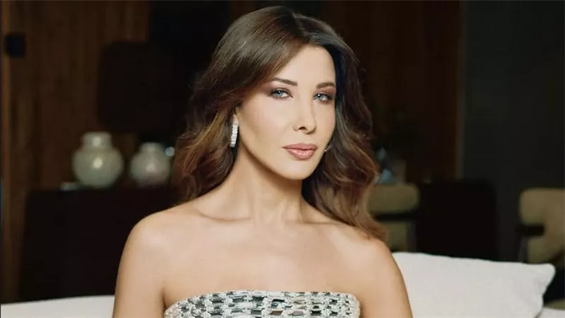 نانسي عجرم تزيح الستار عن قائمة أغاني ألبومها الجديد 