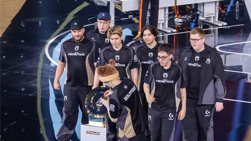 VALORANT تدخل التاريخ Team Heretics يتوج باللقب الأول في كأس العالم 2025