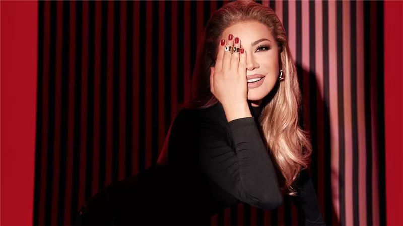 نوال الزغبي تتألق بإطلالة من تصميم ابنتها تيا ديب.. وتستعد لطرح أغنية جديدة بعنوان 