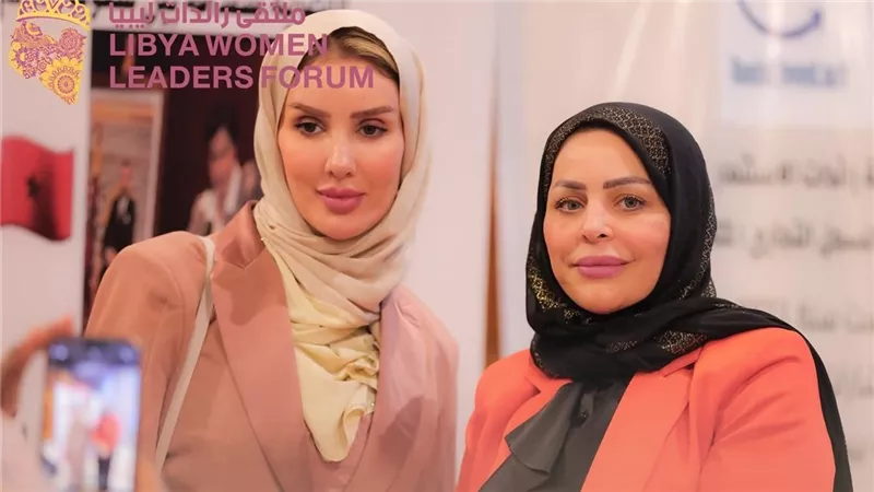  رئيسة الرابطة المغربية المصرية تكرم رائدات ليبيا تقديرا لجهودهن في دعم وتمكين المرأة في مسارات التنمية 