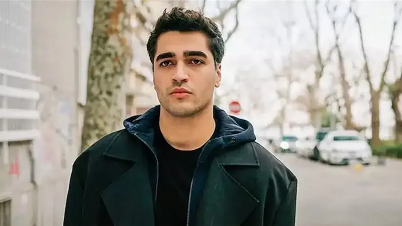 طرح إعلان فيلم 