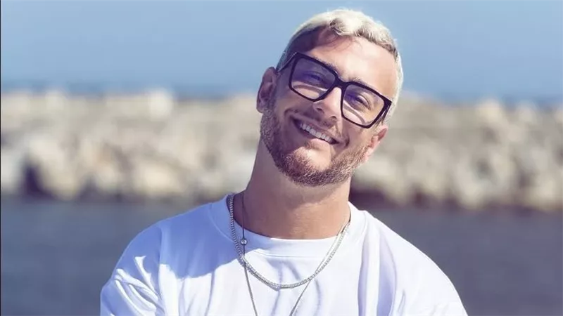 سعد لمجرد يغني في مهرجان القنيطرة نهاية أغسطس 