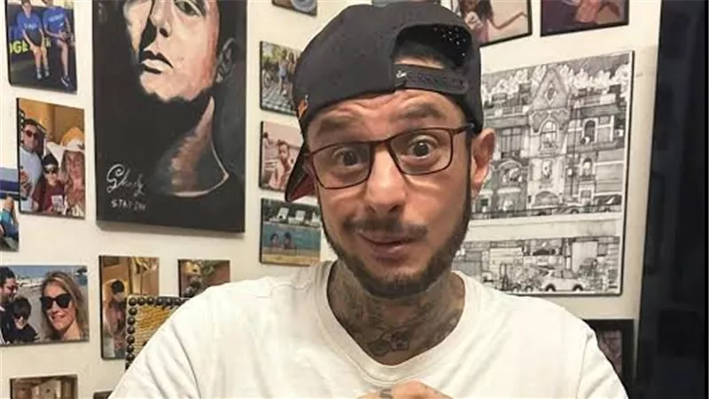 أحمد الفيشاوي يشوّق جمهوره لفيلم 