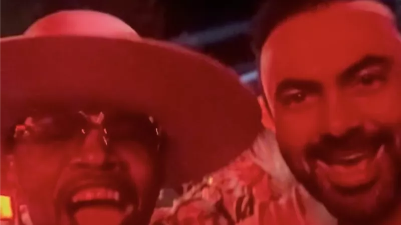 سهرات سان تروبيه تجمع محمد كريم مع المنتج جيمي فوكس 