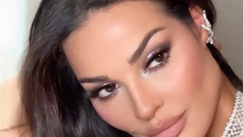 نادين نجيم تخطف الأنظار بإطلالة ساحرة من توقيع نيكولا جبران 