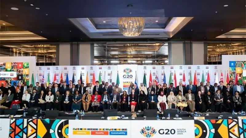 الإمارات تقدم نموذج براكة للطاقة النووية كمصدر للإلهام في أفريقيا