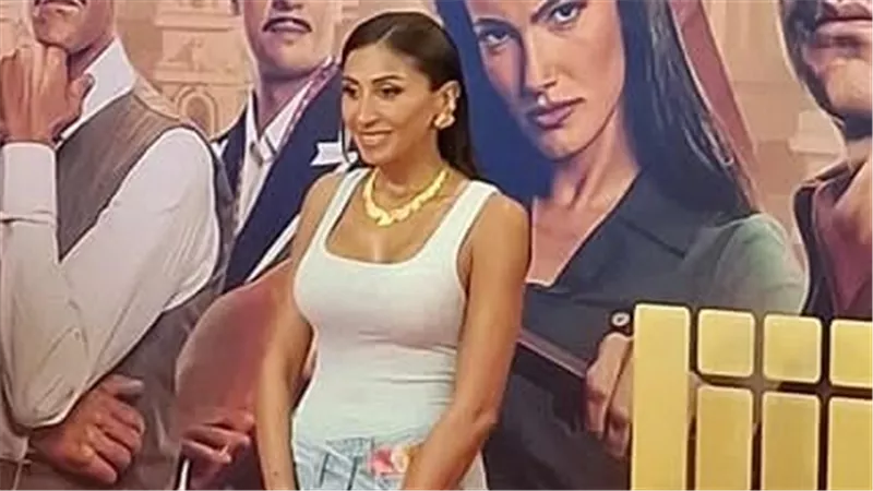 عمرو يوسف ودينا الشربيني يحتفلان بالعرض الخاص لفيلم درويش(صور)