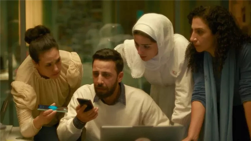بالتزامن مع الضجة في فينيسيا .. تصعيد 