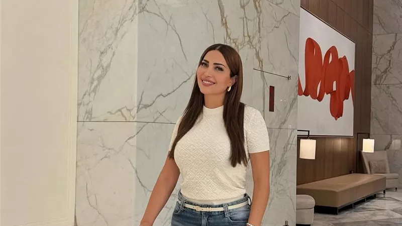 نسرين طافش تختار الأناقة البسيطة بإطلالة من توقيع Louis Vuitton بدبي