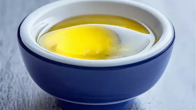  فوائد زيت MCT الصحية.. هل يختلف عن زيت جوز الهند؟