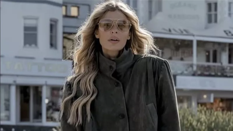  عودة قوية لل cropped jacket … كيف نعتمده بأسلوب مواكب للموضة؟