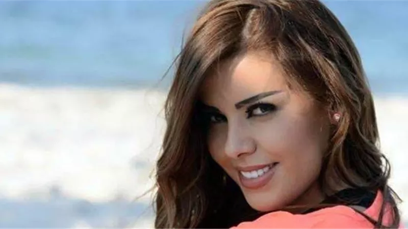 (خاص) أماني السويسي: أستعد لطرح أغنيتين جديدتين باللهجتين المصرية والخليجية من إنتاج شركة 