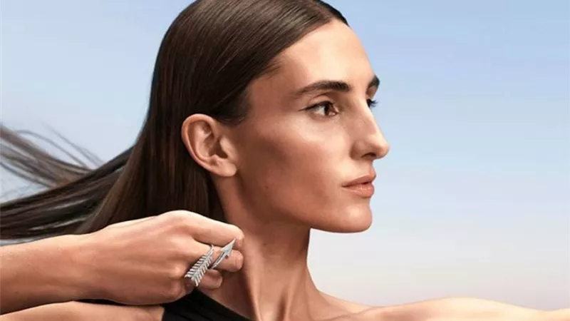  Boucheron تكشف النقاب عن مجموعة مجوهرات جديدة تعيد تعريف لغة الحركة والهوية