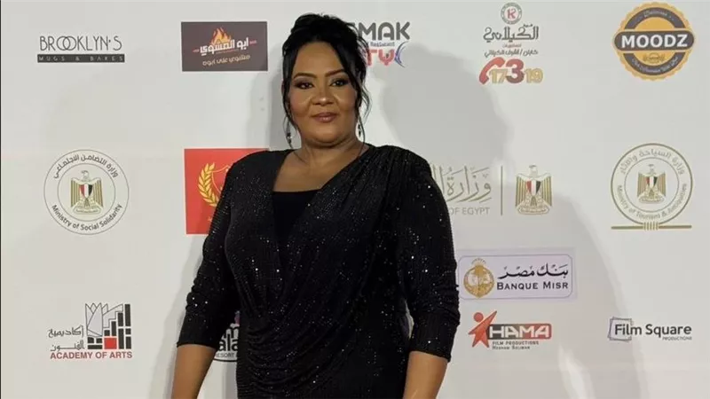 نجوم الفن يتألقون على ريد كاربت حفل ختام مهرجان بورسعيد السينمائي