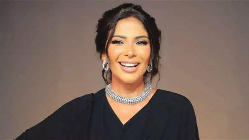 منى زكي تبدأ التحضير لمسلسلها الجديد 