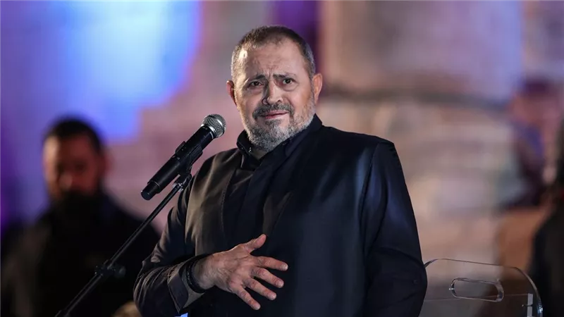 الليلة .. جورج وسوف يحيي أولى حفلات جولته الغنائية في أمريكا
