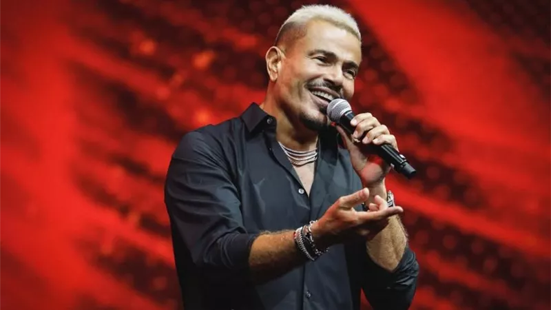 في عيد ميلاده نتذكر .. حينما قرر عمرو دياب الاعتزال ثم تراجع عنه