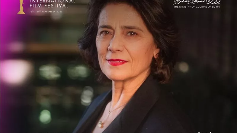 مهرجان القاهرة السينمائي الدولي يعلن تكريم الفنانة الفلسطينية هيام عباس بجائزة الهرم الذهبي في دورته الـ46