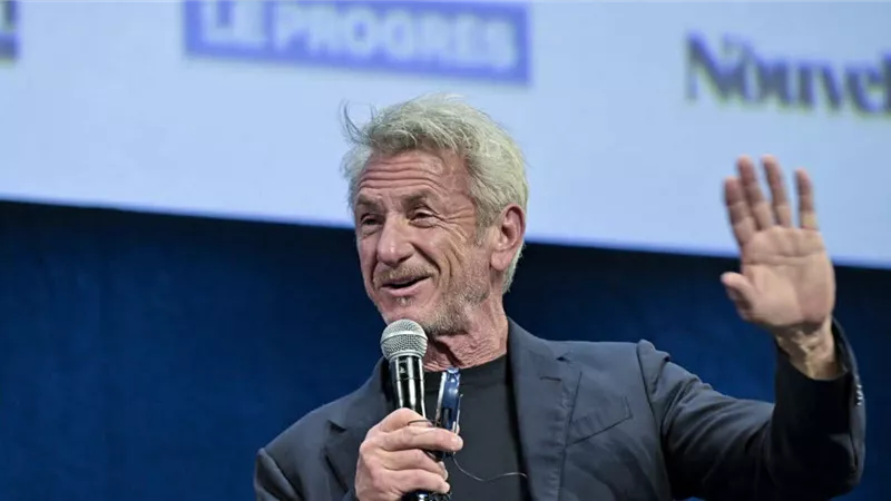 شون بن من افتتاح مهرجان لومير السينمائي : كنت محظوظ بالعمل مع جاك نيكلسون مرتين