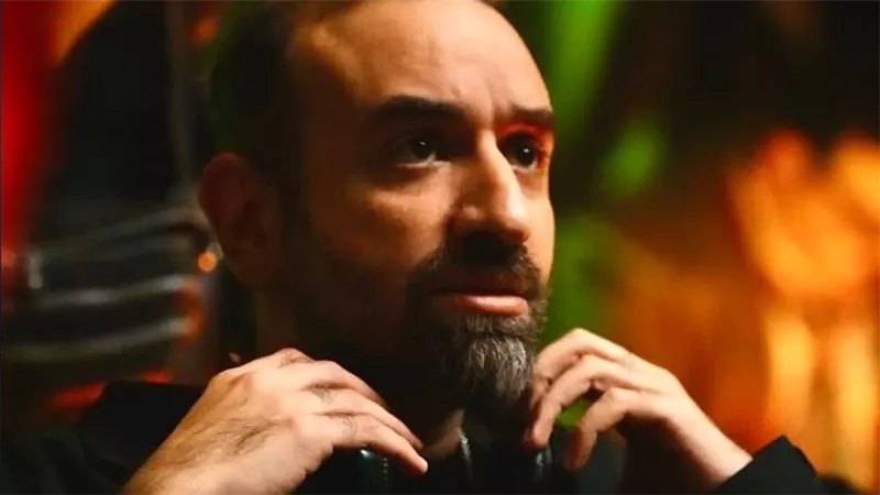 عمرو سلامة يعلن مقاضاة شركة إنتاج شهيرة: