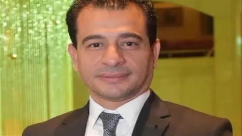 وزير الثقافة يكلف المخرج هشام عطوة برئاسة قطاع المسرح لتعزيز الحركة الفنية