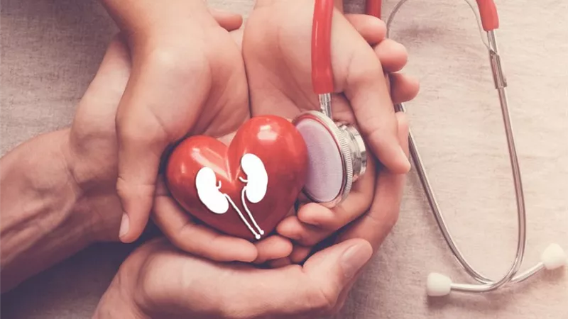 5 عادات صباحية قد تضر بكليتيك.. أبرزها تناول المسكنات