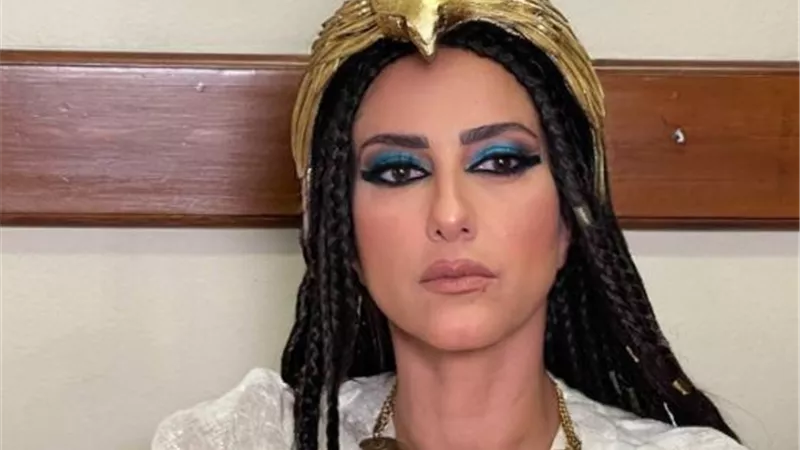 بإطلالة فرعونية.. حنان مطاوع تحتفي افتتاح المتحف المصري الكبير