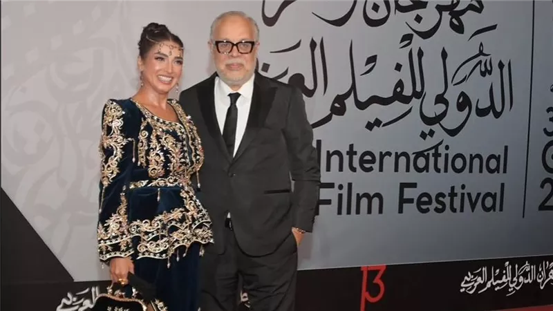 روچينا تخطف الأنظار بالقفطان المغربي في مهرجان وهران الدولي للفيلم العربي 2025