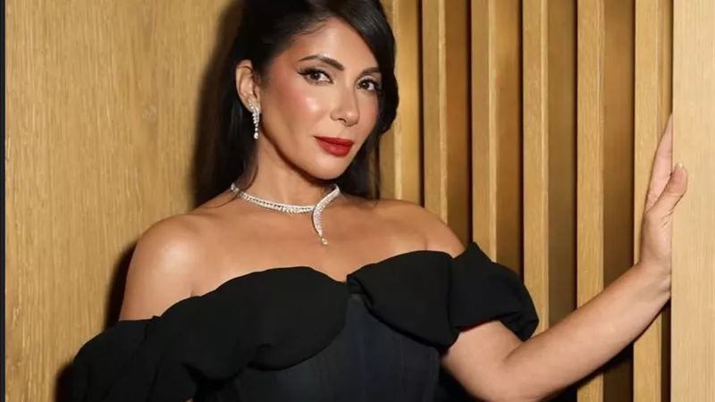 منى زكي عن مشاركتها في افتتاح المتحف المصري الكبير: شرف كبير إن صوتي يكون حاضر في حدث عالمي