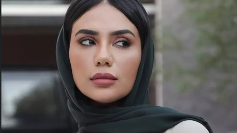 لبنى عبد العزيز تُشوّق جمهورها لعملها القادم.. مسلسل 
