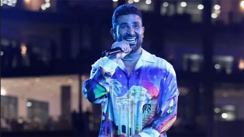 أحمد سعد يروج لحفله الجديد في لندن يوم 13 نوفمبر الجاري